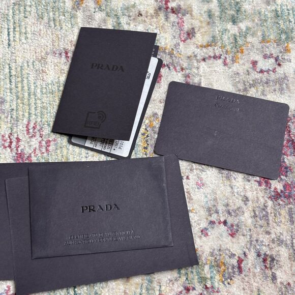 Prada Vitello Move Compact Wallet - Picture 15 of 16